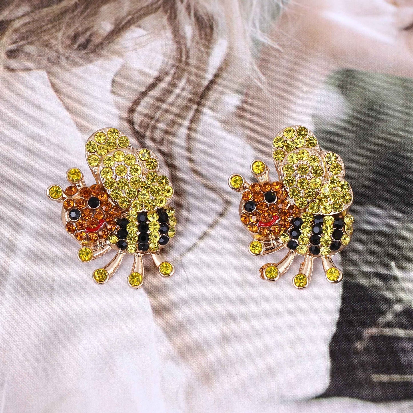 Käsintehty vintage Korvarengas