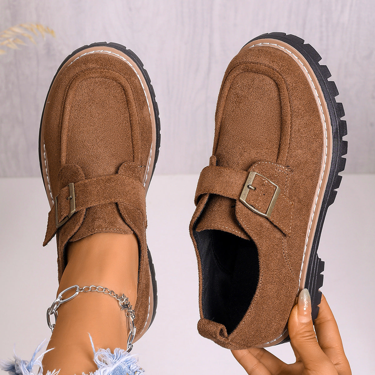 Sulavalinaiset Ortopediset Kengät Moderniin Tyyliin