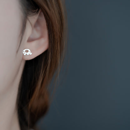 Elegantti Korvarengas jokaiseen tilaisuuteen