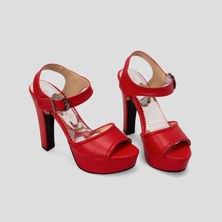 Klassiset Ortopediset Sandaalit Ajattomalla Tyylillä