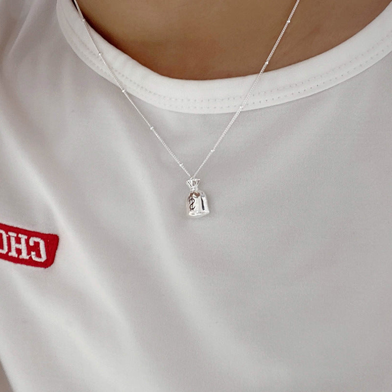 Herkkä käsityö Kaulakoru