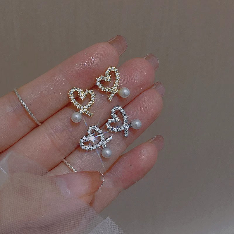 Käsintehty vintage Helmi Korvarengas