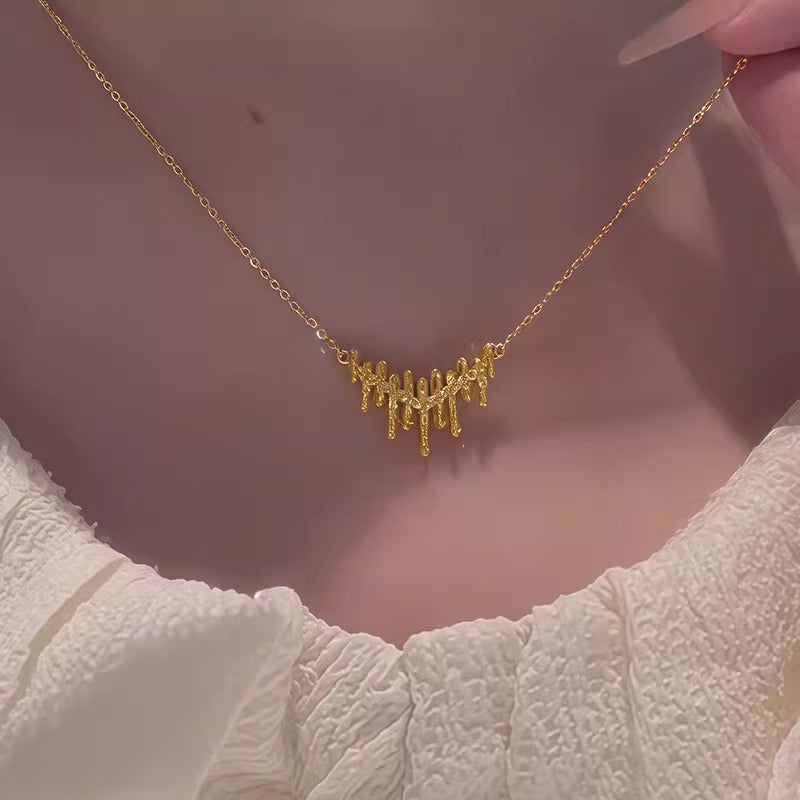 Kaunis Kaulakoru ainutlaatuisella tyylillä