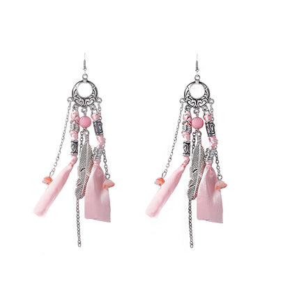 Klassinen Hopea Riipus ajattomalla viehätyksellä