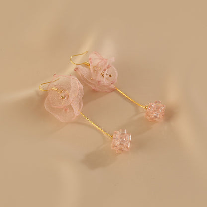 Elegantti Korvarengas jokaiseen tilaisuuteen