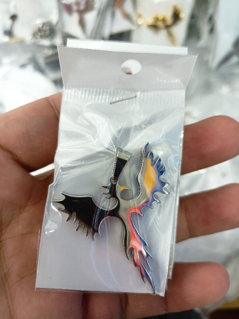 Herkkä käsityö Riipus