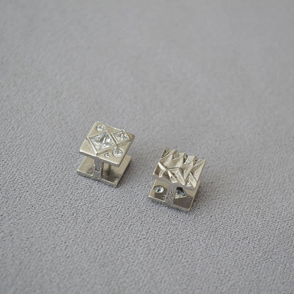 Klassinen Kulta Korvarengas ajattomalla viehätyksellä