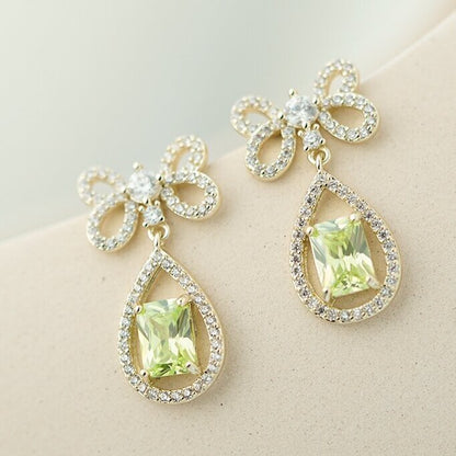 Kaunis Kulta Korvarengas ainutlaatuisella tyylillä