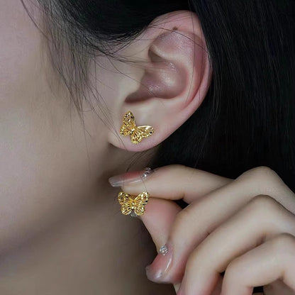 Kaunis Kulta Korvarengas ainutlaatuisella tyylillä