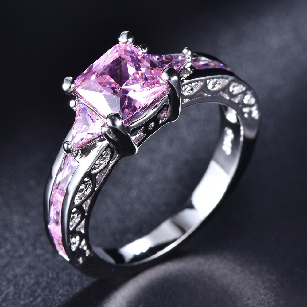 Upea Sormus päivittäiseen käyttöön