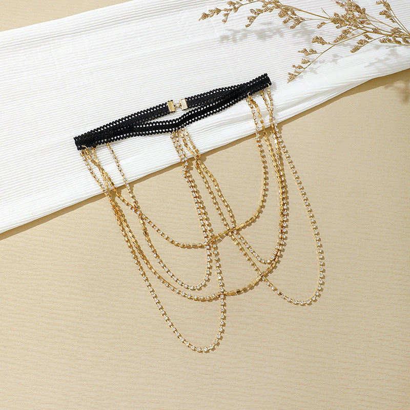 Klassinen Ketju ajattomalla viehätyksellä