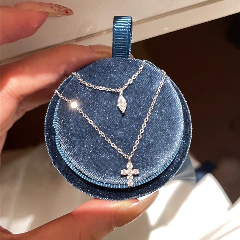 Hurmaava Kaulakoru jokaiseen tilaisuuteen