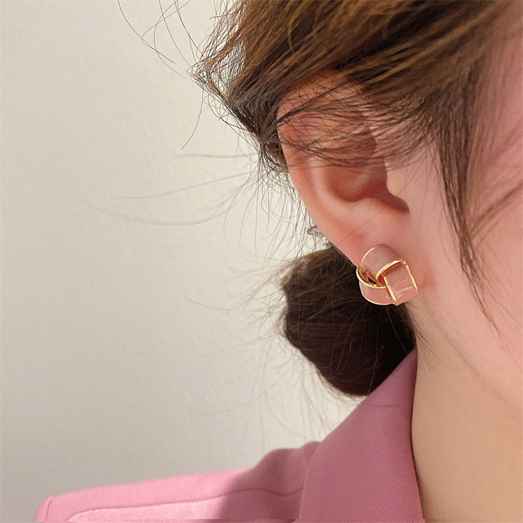 Elegantti Korvarengas jokaiseen tilaisuuteen