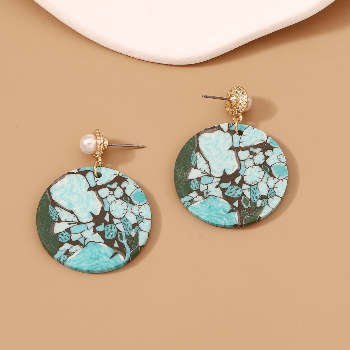 Elegantti Korvarengas jokaiseen tilaisuuteen