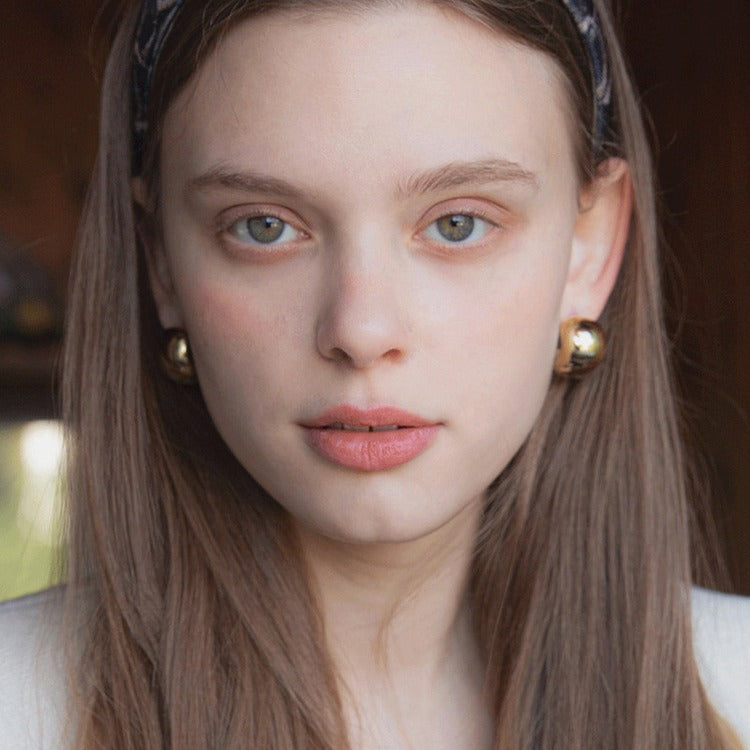 Hurmaava Kulta Korvarengas jokaiseen tilaisuuteen