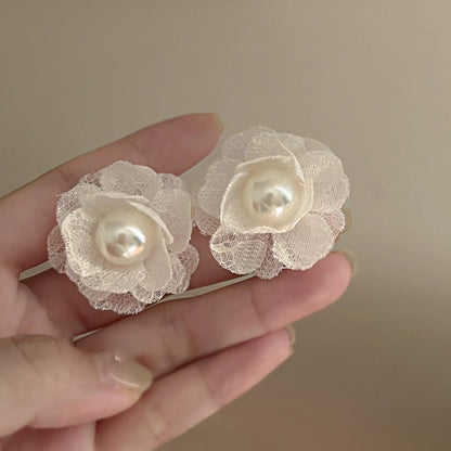 Elegantti Korvarengas jokaiseen tilaisuuteen