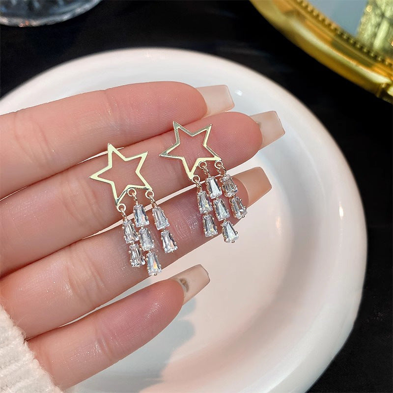 Hurmaava Korvarengas jokaiseen tilaisuuteen