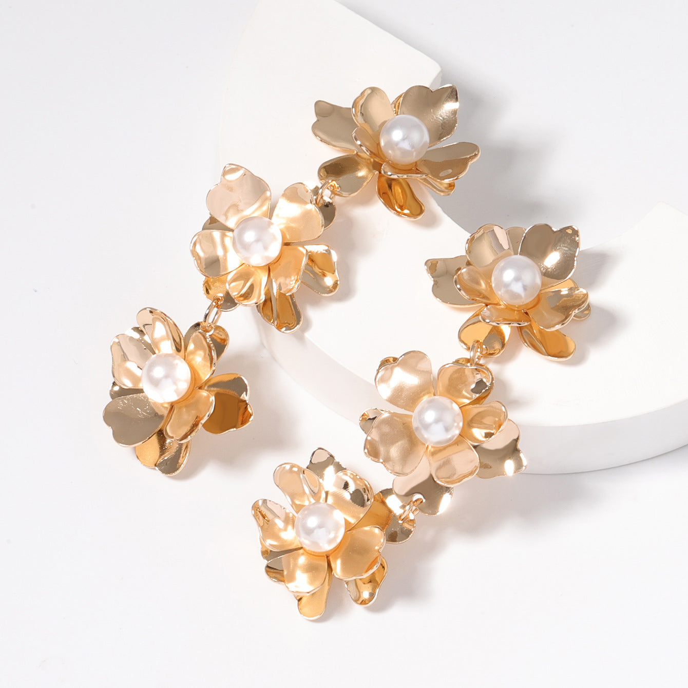 Romanttinen Helmi Korvarengas erityisiin hetkiin