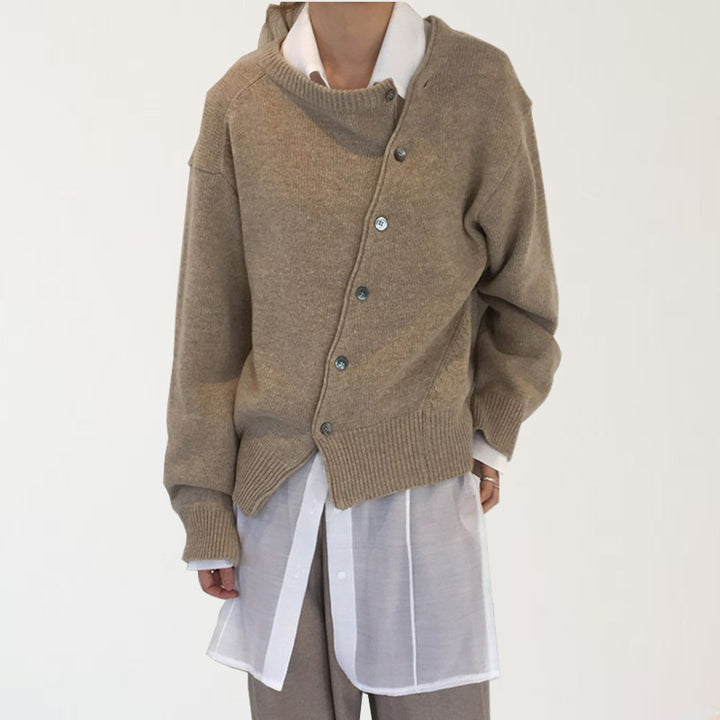 Effortlessly Elegant Sweater with a Timeless Design