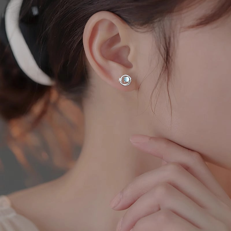 Klassinen Korvarengas ajattomalla viehätyksellä