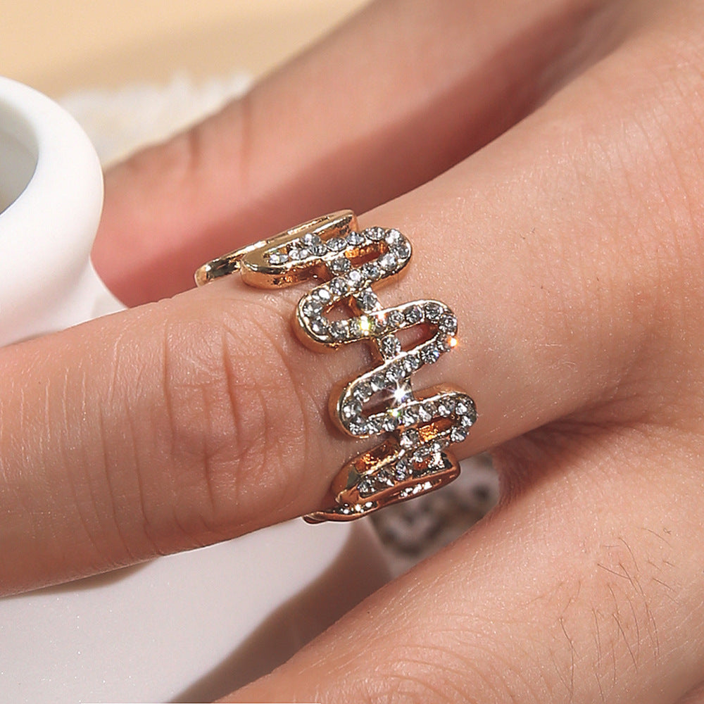 Elegantti Rannekoru jokaiseen tilaisuuteen