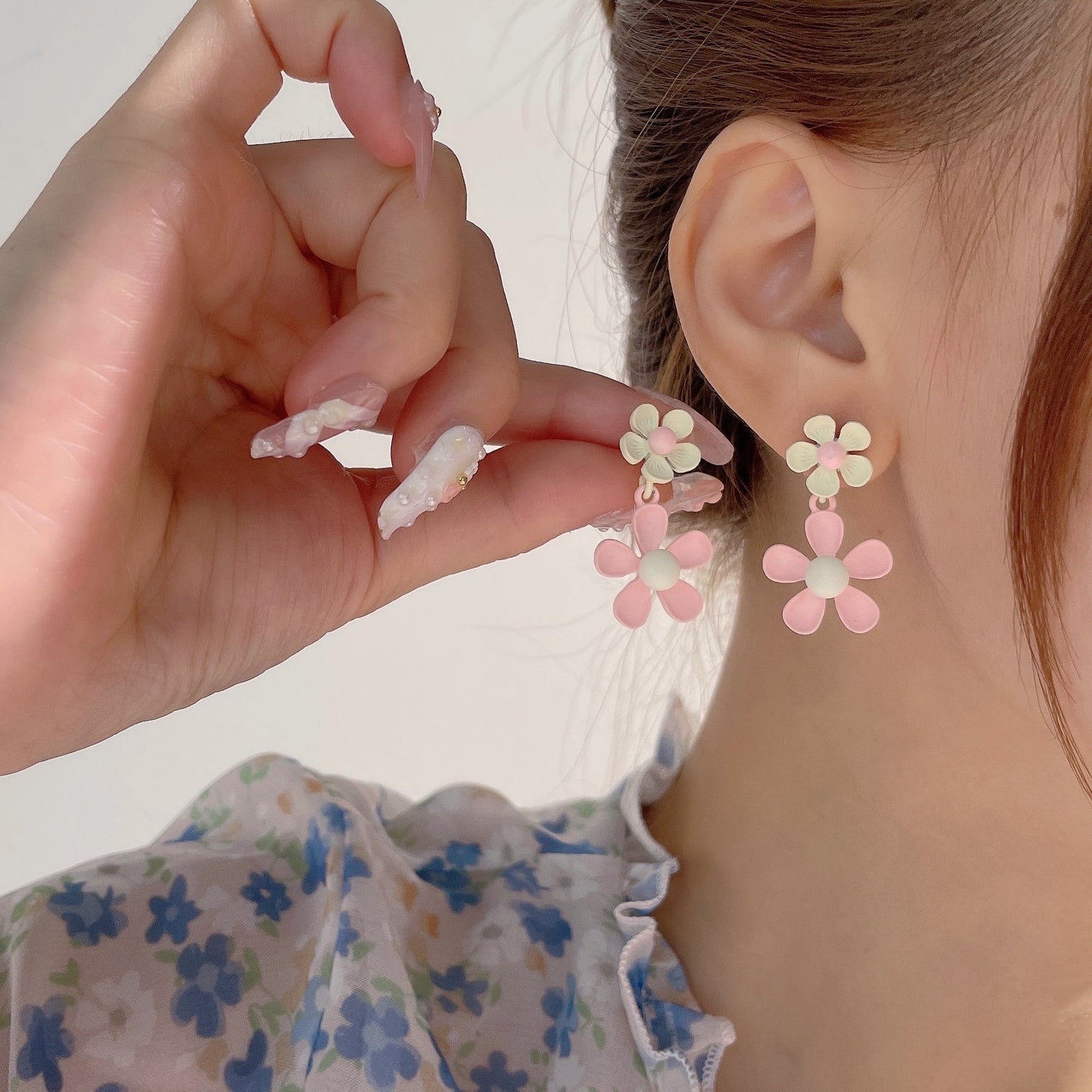 Hurmaava Korvarengas jokaiseen tilaisuuteen