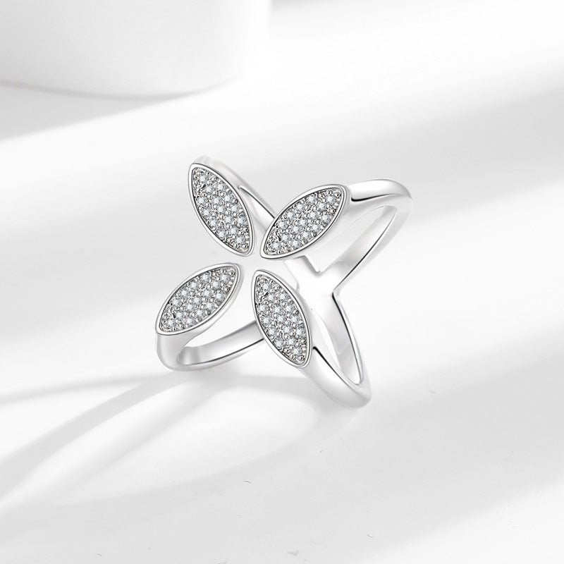 Upea Sormus päivittäiseen käyttöön