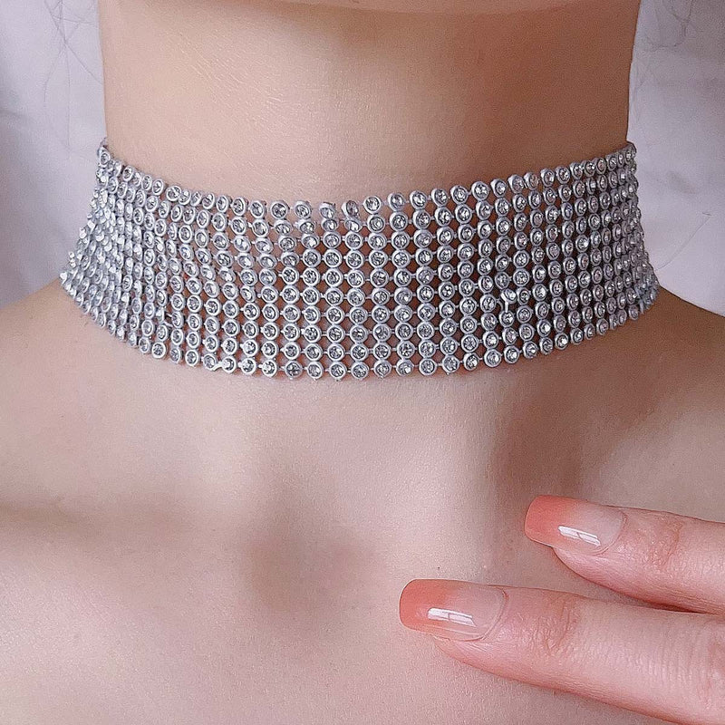 Hurmaava Kaulakoru jokaiseen tilaisuuteen