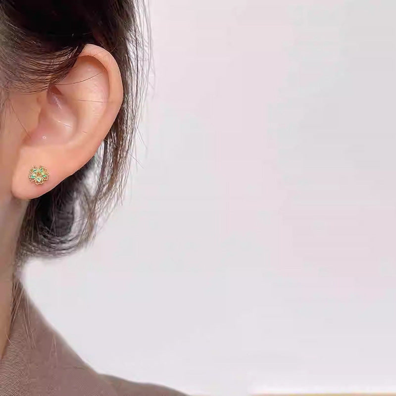 Elegantti Korvarengas jokaiseen tilaisuuteen