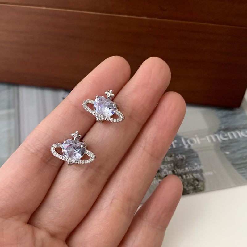 Elegantti Korvarengas jokaiseen tilaisuuteen