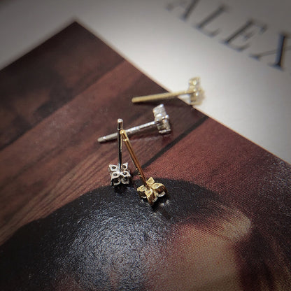 Kaunis Korvarengas ainutlaatuisella tyylillä