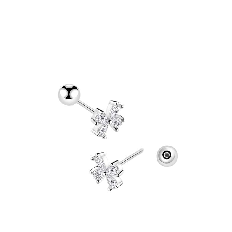 Kaunis Korvarengas ainutlaatuisella tyylillä