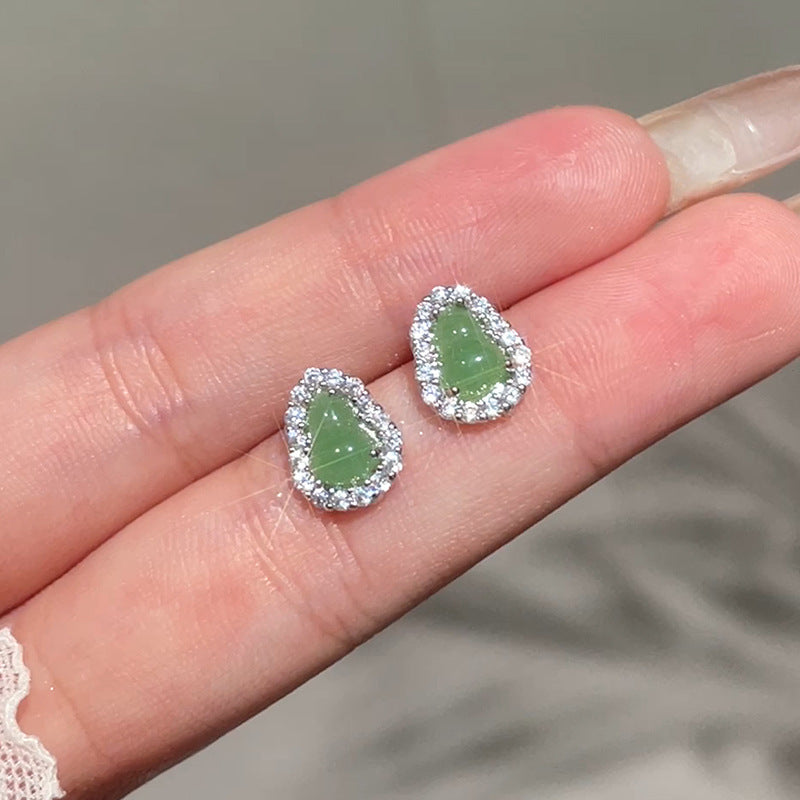 Käsintehty vintage Korvarengas