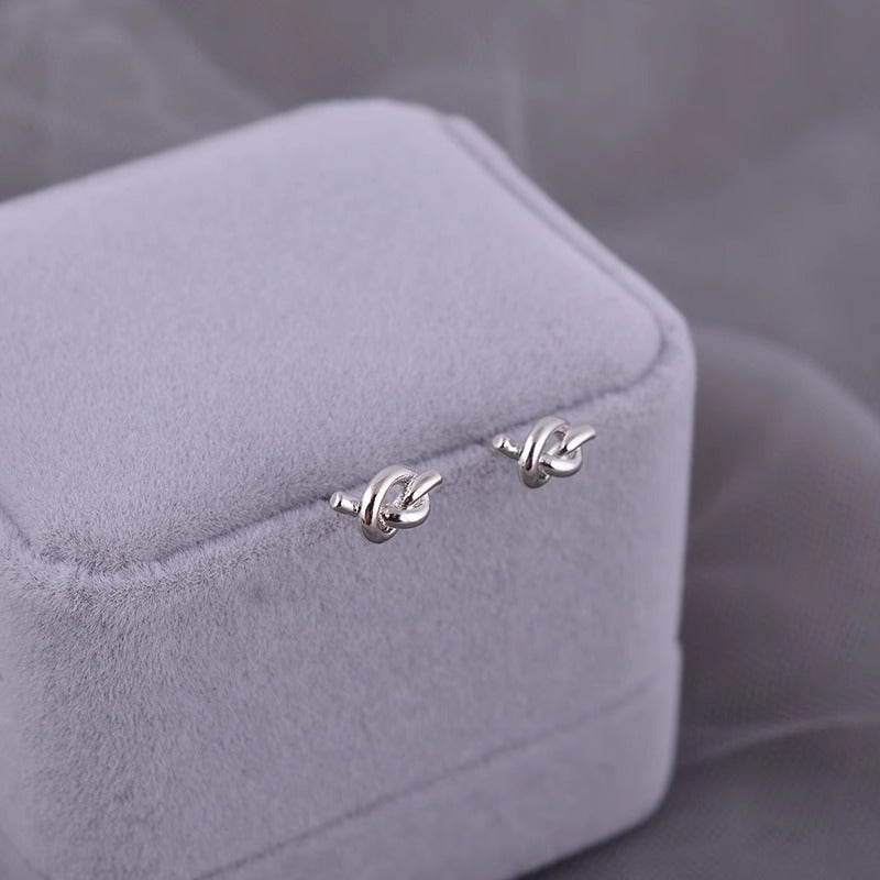 Hurmaava Korvarengas jokaiseen tilaisuuteen