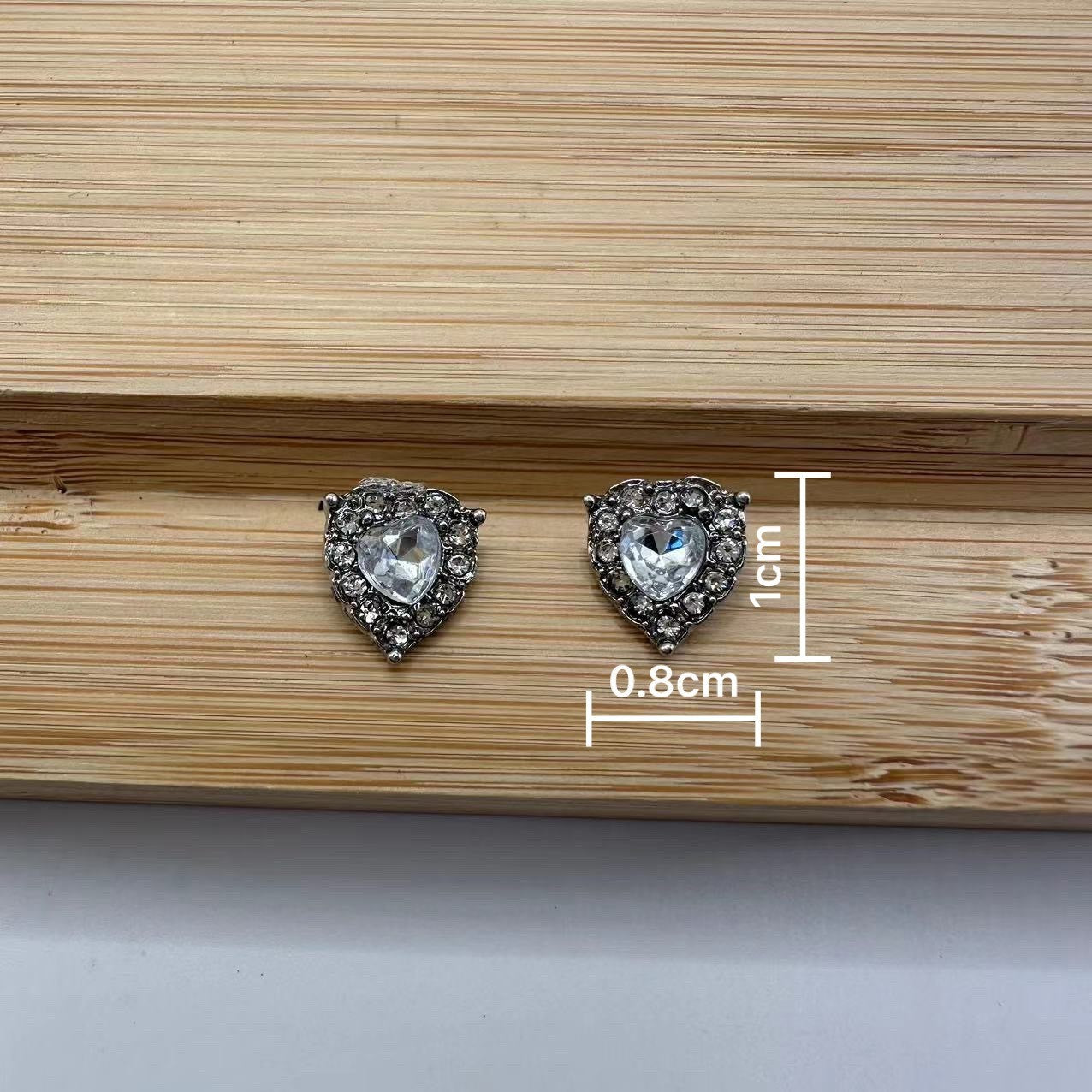 Herkkä käsityö Korvarengas