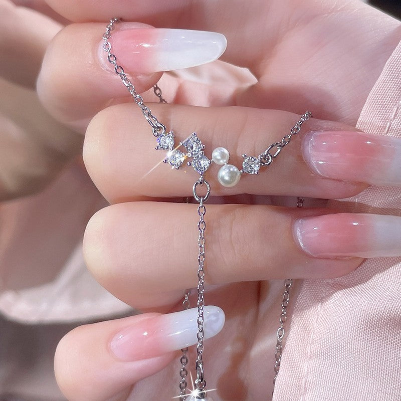 Herkkä käsityö Kaulakoru