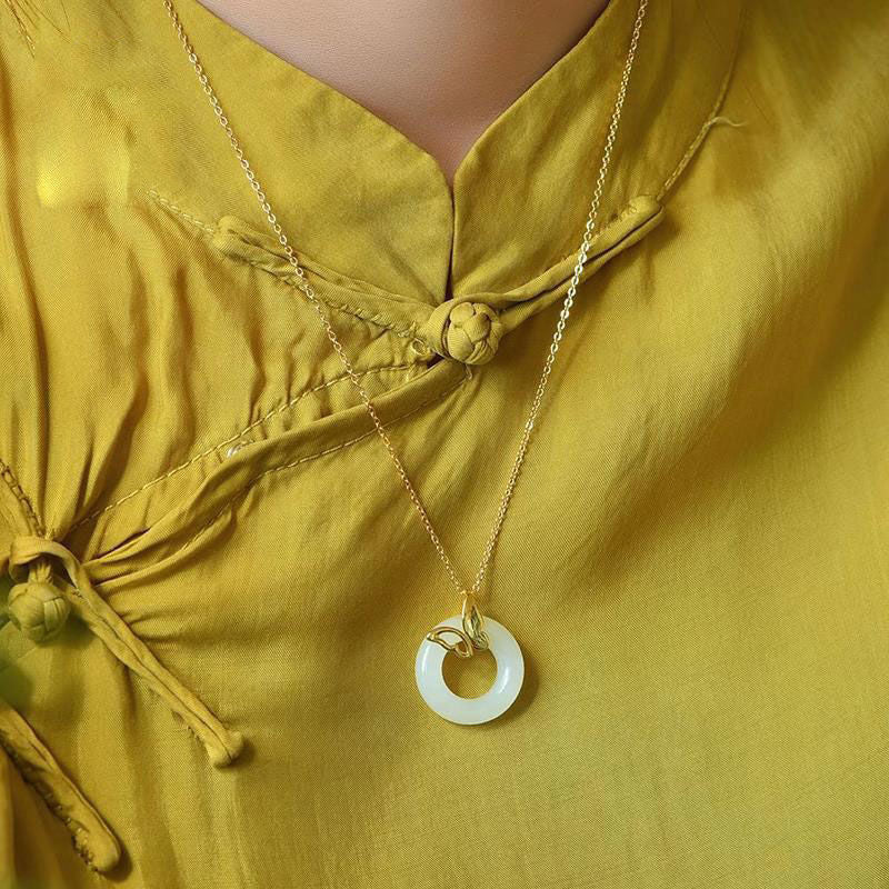 Elegantti Kulta Kaulakoru jokaiseen tilaisuuteen