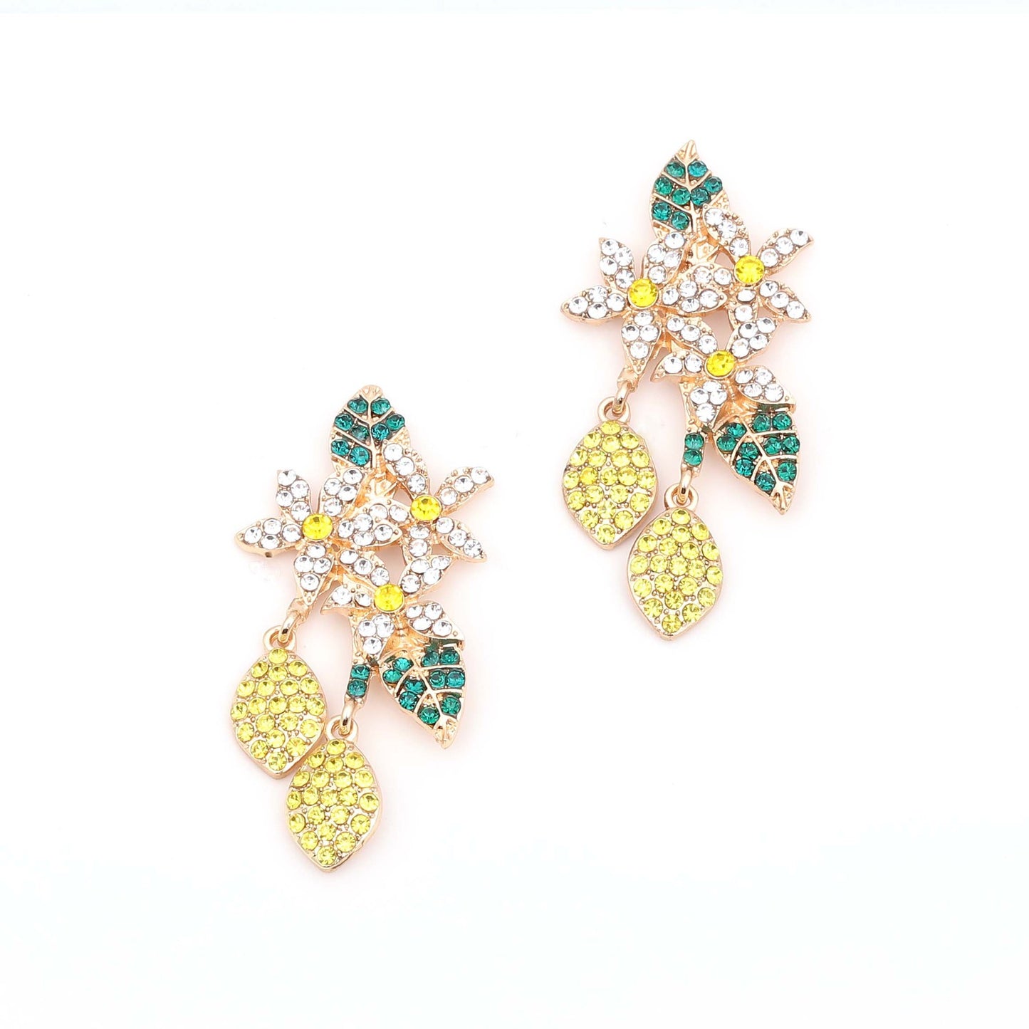 Hurmaava Korvarengas jokaiseen tilaisuuteen