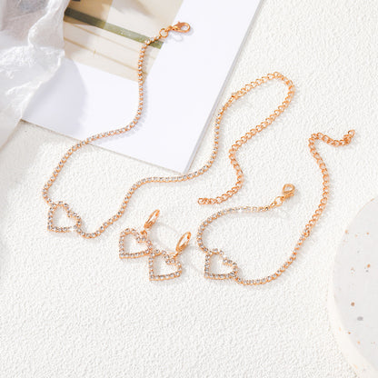 Hurmaava Kaulakoru jokaiseen tilaisuuteen