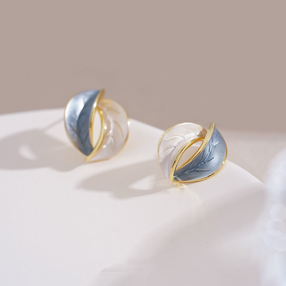 Romanttinen Helmi Korvarengas erityisiin hetkiin