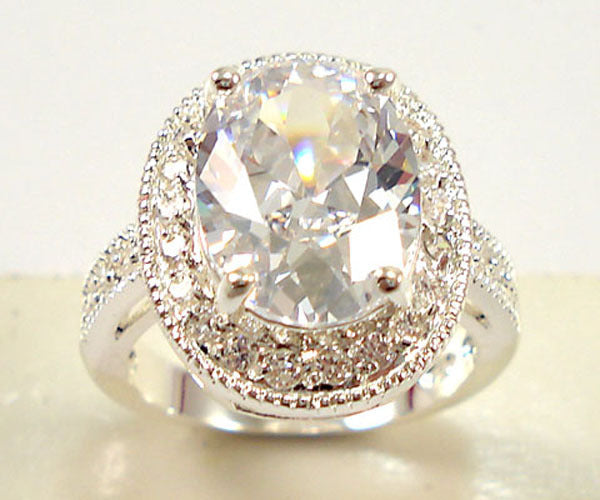 Romanttinen Sormus erityisiin hetkiin