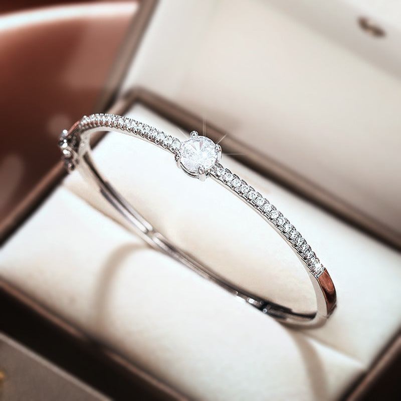 Upea Koru päivittäiseen käyttöön