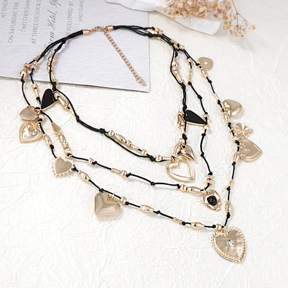 Käsintehty vintage Kaulakoru