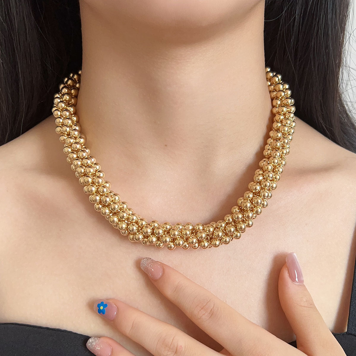 Klassinen Kulta Ketju ajattomalla viehätyksellä