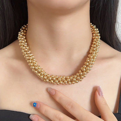 Klassinen Kulta Ketju ajattomalla viehätyksellä