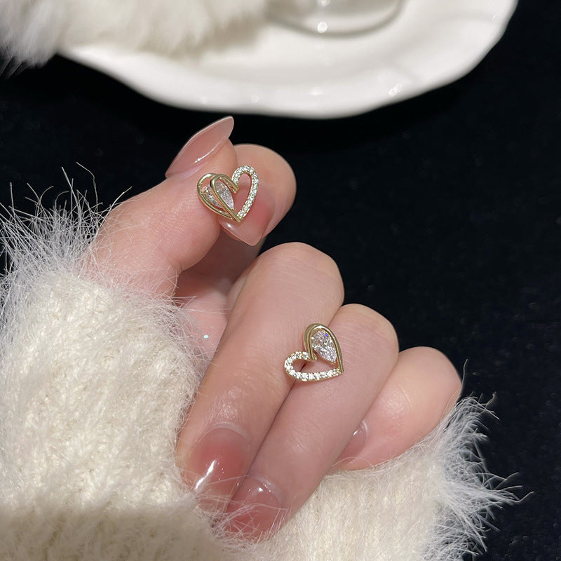 Hurmaava Kulta Korvarengas jokaiseen tilaisuuteen