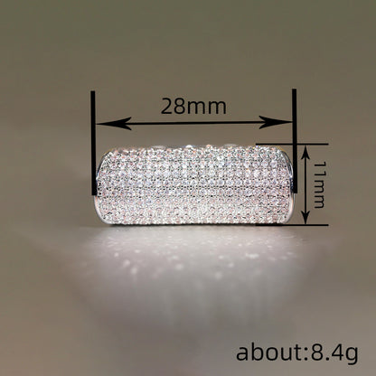 Elegantti Koru jokaiseen tilaisuuteen