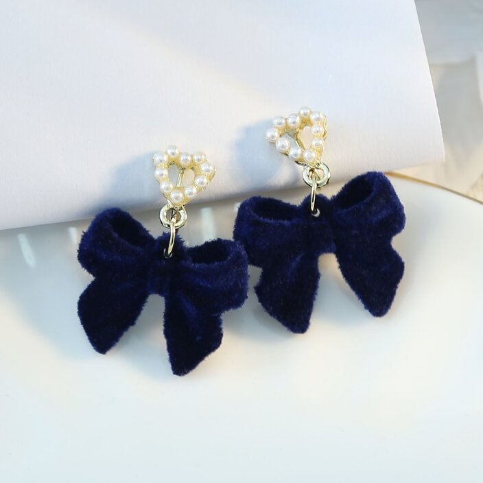 Herkkä käsityö Helmi Korvarengas