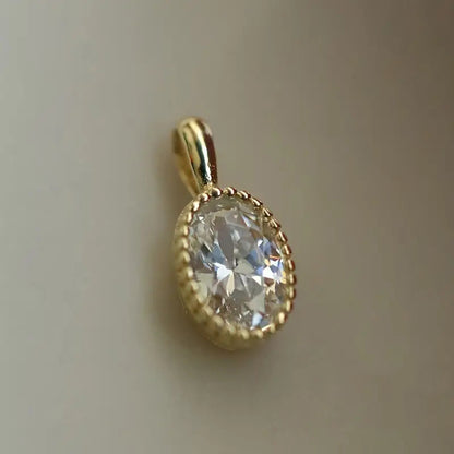 Hurmaava Kaulakoru jokaiseen tilaisuuteen