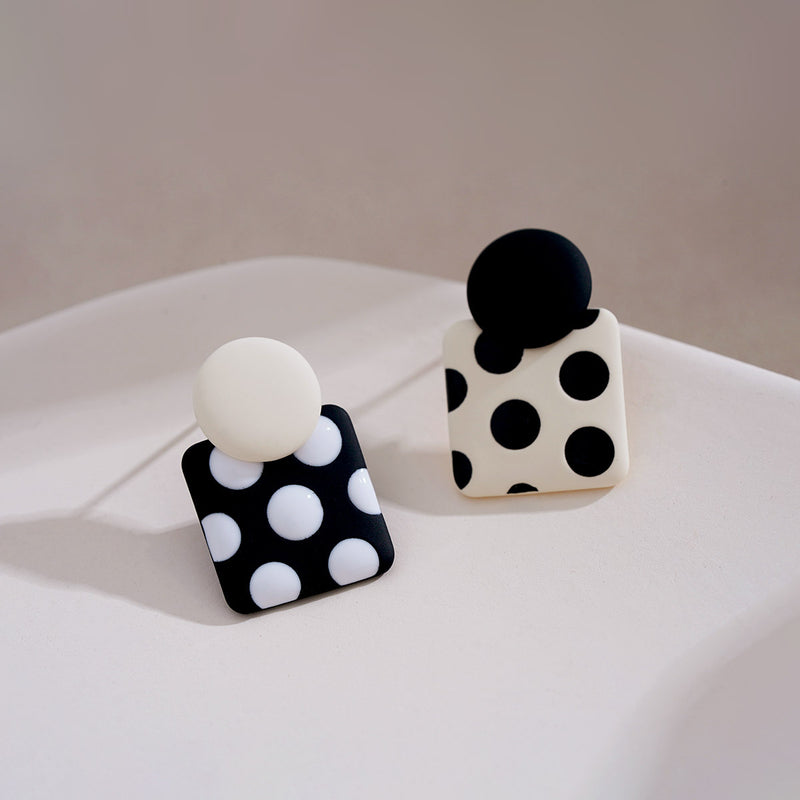 Käsintehty vintage Korvarengas